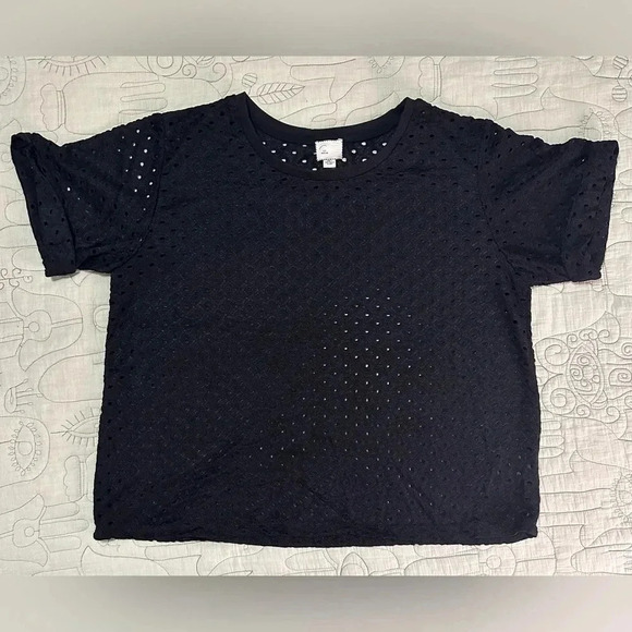 Anthropologie Postmark M Black Chantal
Eyelet Top Black Short Sleeve Top - Picture 2 of 9